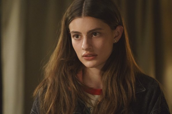 Fakta Menarik Diana Silvers, si Anak SMA Galau dalam Serial Space Force