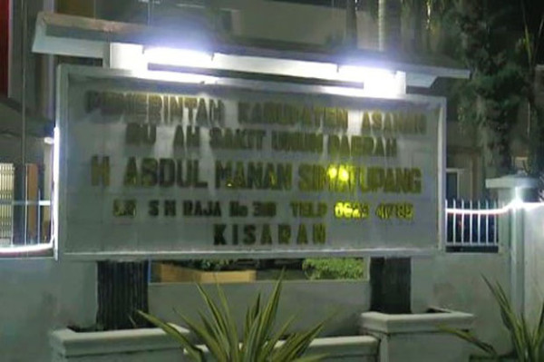 Diduga Berstatus PNS, Pasangan Selingkuh Tak Mengenakan Pakaian Pingsan di Dalam Mobil