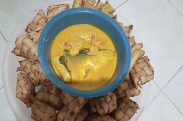 Merawat Tradisi Kupatan di Tengah Pandemi Covid-19