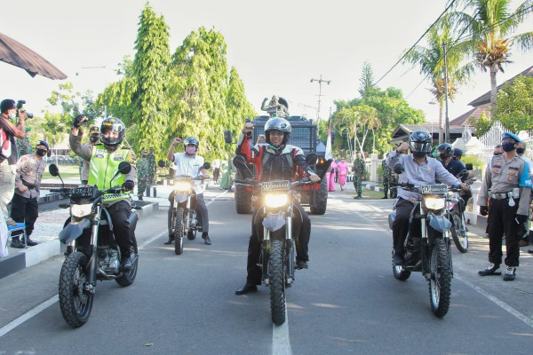 Danrem 162/WB Naik Bintang Satu, Polda NTB Tunjukkan Kekompakan