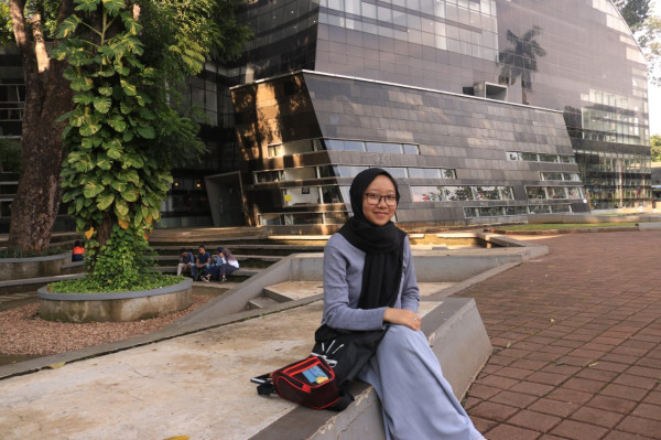 Ide Gaya Pakaian kalau Telat Ke Kampus