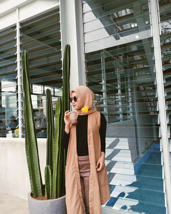 Cek Inspirasi Gaya ke Kampus untuk Mahasiswa Baru
