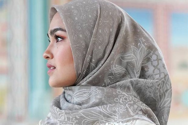 Ragam Busana Syar'i Yang Perlu Diketahui Muslimah