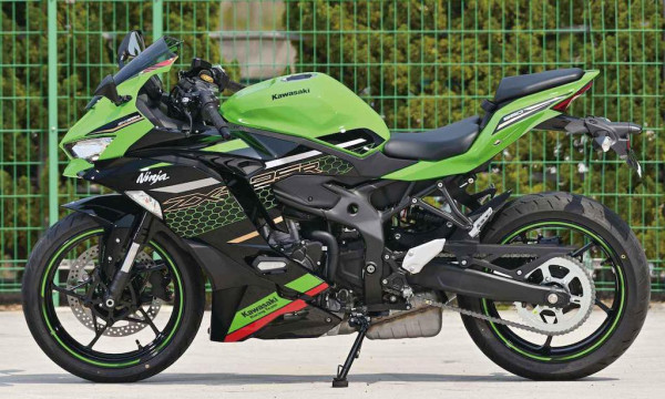 Melebihi Harga Motor 600cc, Jangan Harap Kawasaki Ninja ZX-25R Dijual Murah