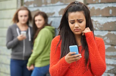 Tips Kenali Teman Palsu yang Ada di Sekelilingmu