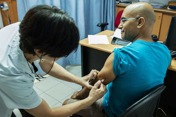 10 Negara dengan Gaji Perawat Menjanjikan