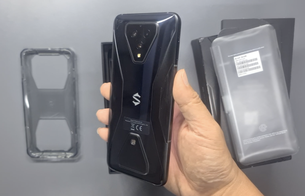 Unboxing Black Shark 3, Ponsel Gaming 5G Pertama di Indonesia