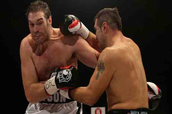 Kisah Tak Terungkap: Petinju Pertama yang Bikin Tyson Fury Roboh