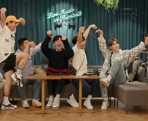 Bukan Cuma Bikin Ngakak, 7 Variety Show Korea Ini juga Mengedukasi