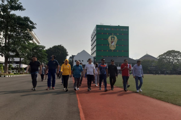 Olahraga Bareng Jenderal Andika, HT Tegaskan Peran Penting Media