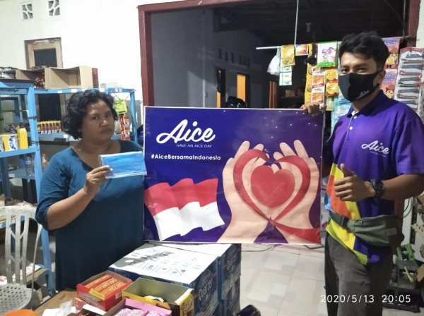 Serahkan APD, Aice Edukasi Pencegahan Covid 19 ke Warung dan Distributor