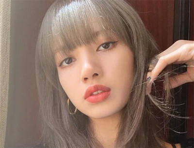 5 Inspirasi Riasan Wajah ala Lisa BLACKPINK
