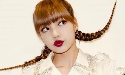 5 Inspirasi Riasan Wajah ala Lisa BLACKPINK