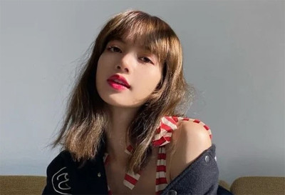 5 Inspirasi Riasan Wajah ala Lisa BLACKPINK