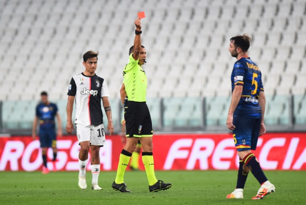 Kartu Merah Warnai Kemenangan Besar Juventus atas Lecce
