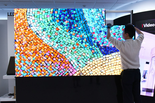 Instalasi Mudah Tanpa Kabel, LG LED Signage Hasilkan Gambar Lebih Baik
