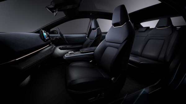 Debut 15 Juli, Nissan Ariya EV Crossover Tantang Dominasi Tesla