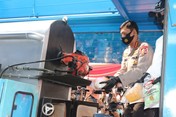 Mabes Polri-Polda Metro Jaya Musnahkan Barbuk Sabu 1,2 Ton