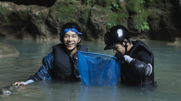 Cerita Jasper Liu soal Lee Seung-gi dan Main Gasing di Prambanan dalam Twogether
