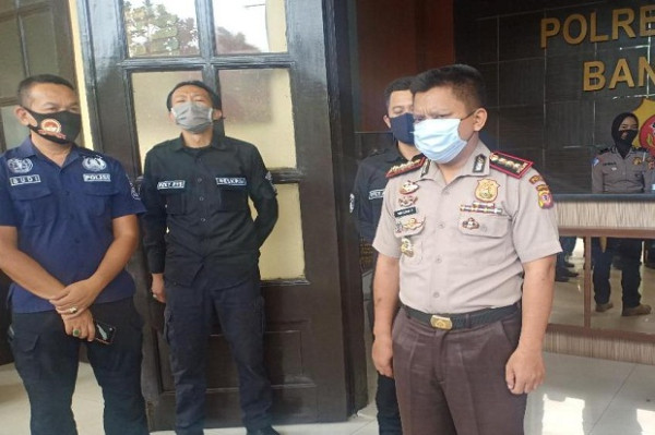 Tukang Dekor Taman Jadi Polisi Gadungan Sejak 2017, Tipu Warga di 3 Kota