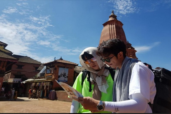 Bikin Iri, Ini 8 Momen Akrab Lee Seung-gi dan Jasper Liu di Drama Twogether