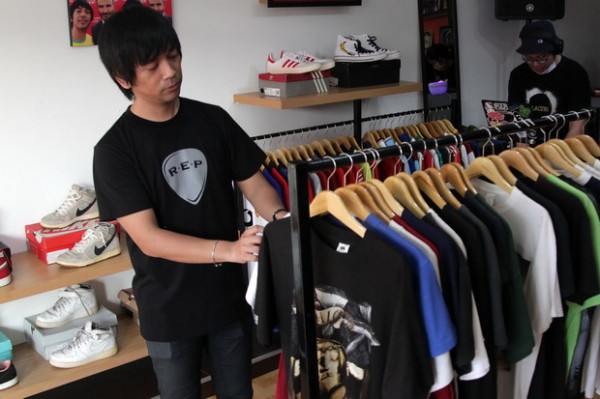Rintis Bisnis Fesyen, Rian d'Masiv Terinspirasi Liam Gallagher