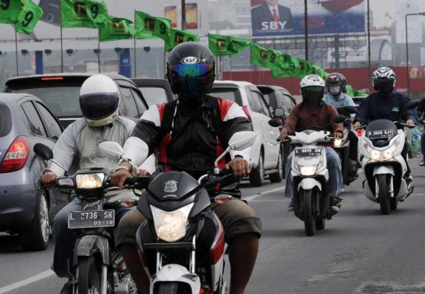 Tipe-Tipe Pengendara Motor di Jalanan, Kamu Termasuk yang Mana?