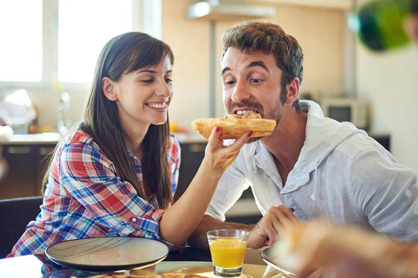 Stres bikin Malas Makan atau Jadi Makan Terus? Ini Cara Mengatasinya