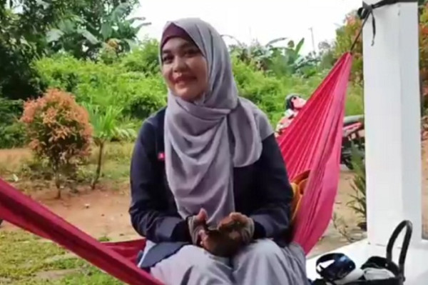 Janda Cantik di Babel Ini Jual Rumah Plus Penghuninya
