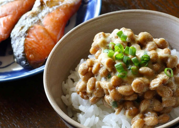 Berani Coba? Ini 5 Menu Sarapan Teraneh di Dunia
