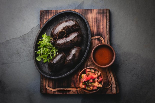 Berani Coba? Ini 5 Menu Sarapan Teraneh di Dunia
