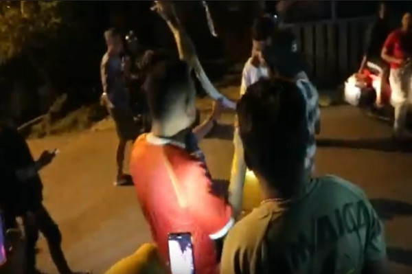 Ular Sanca 3 Meter dalam Mobil Bikin Heboh Warga Baubau
