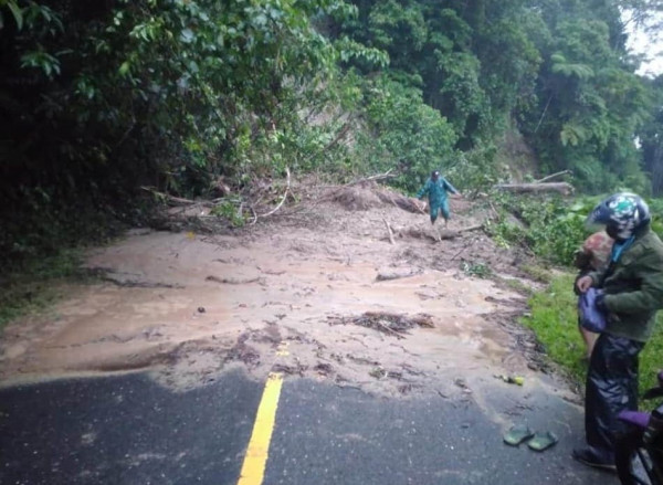 Update Banjir Bolsel: 16 Desa Terendam, Jembatan Bakida Roboh