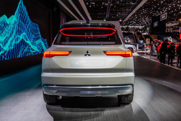 Mampukah Mitsubishi Outlander 2022 Kembali Menjadi PHEV Terlaris di Dunia?