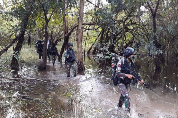 Jaga Kedaulatan, Satgas Yonif 125/Simbisa Gelar Patroli Patok Batas RI-PNG