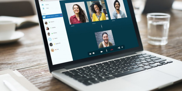 8 Tips Biar Kamu Gak Invisible Saat Rapat Virtual