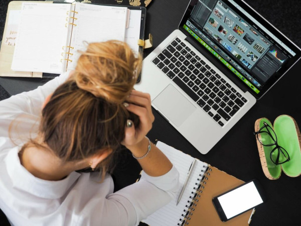 Ini Cara Terhindar dari Bad Mood yang Bikin Rusak Harimu