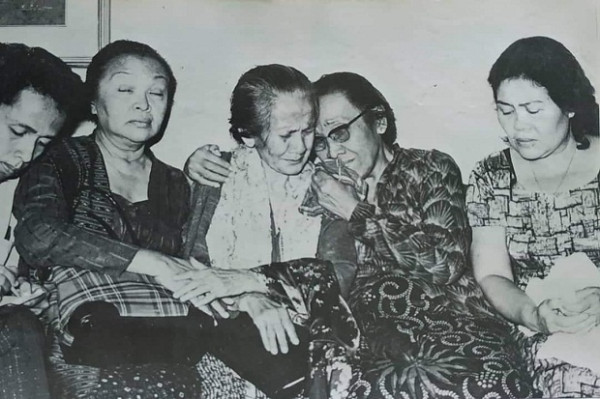 Cinta Inggit Garnasih Antarkan Indonesia ke Gerbang Kemerdekaan