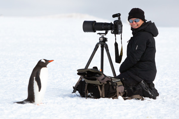 Wildlife Photographer, Menjaga Alam lewat Jepretan Kamera