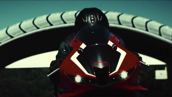 Teaser Resmi Ungkap New Honda CBR600RR Hadir 21 Agustus, Edisi Terakhir?