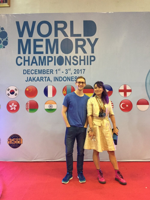 Tips Cepat Menghafal Wajah dan Nama dari Atlet Memori Yanjaa Wintersoul
