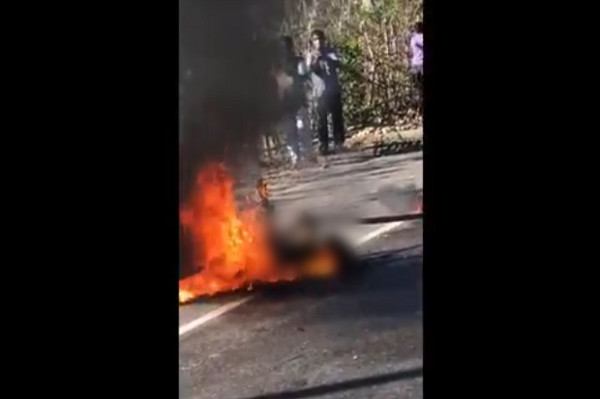 Saat Terbakar di Pinggir Jalan, Pegawai Puskesmas Ini Tak Ditolong