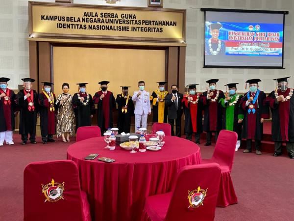 Rektor Unhan Kukuhkan Supartono sebagai Guru Besar Ilmu Pertahanan