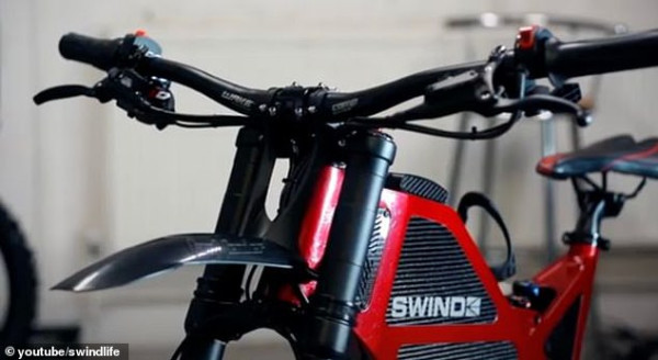 Gowes Sepeda Super Cepat 'Swind EB-01', Simon Cowell Masuk RS