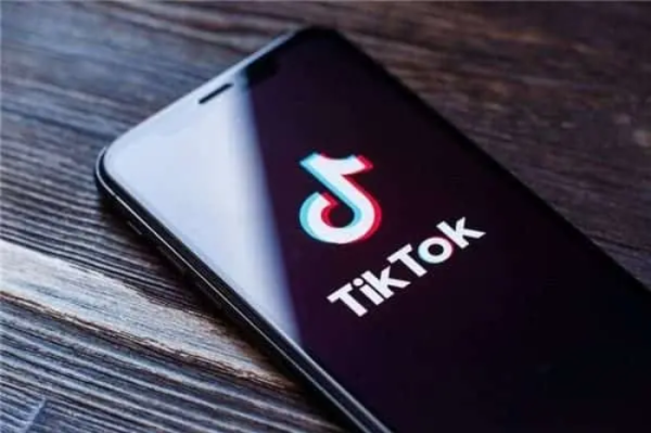 Lima Media Sosial Paling Populer di Dunia, TikTok Libas Facebook