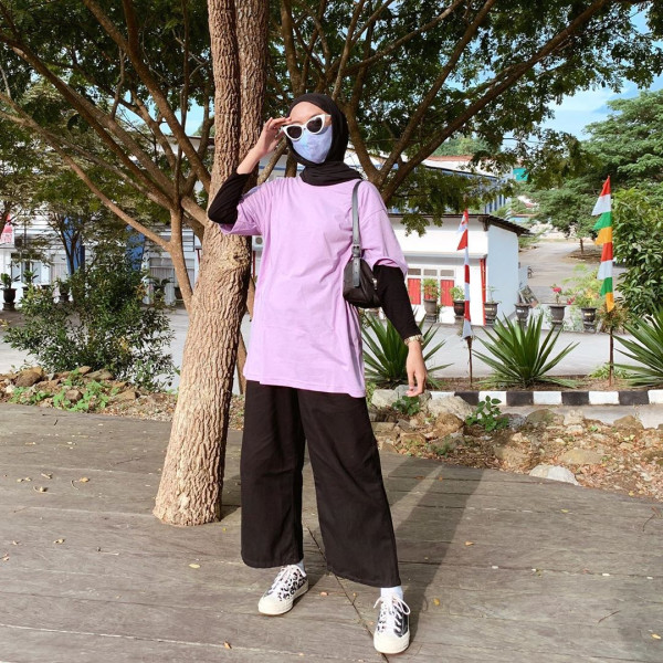 OOTD Pake Warna Ungu Lilac yang lagi Hits, Cocok buat Hijabers!
