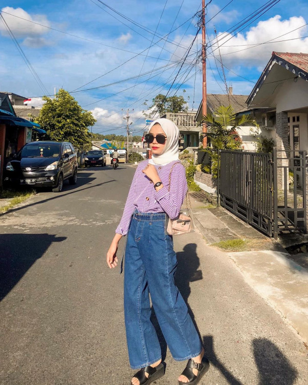 OOTD Pake Warna Ungu Lilac yang lagi Hits, Cocok buat Hijabers!