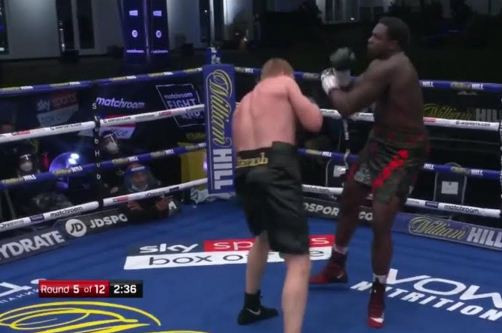 Detik-detik Upper-cut Kiri Povetkin Kirim Whyte Terkapar di Ronde 5