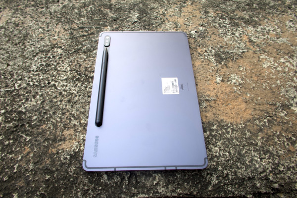 Unboxing Galaxy Tab S7, Bisakah Jadi Pembunuh iPad Pro?