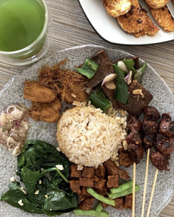 Mau Makan Enak sekaligus Sehat dan Murah? Yuk, ke Kantin Ini aja!